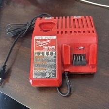 Genuine MILWAUKEE 48-59-1812 18V M12 / M18 LITHIUM ION CHARGER