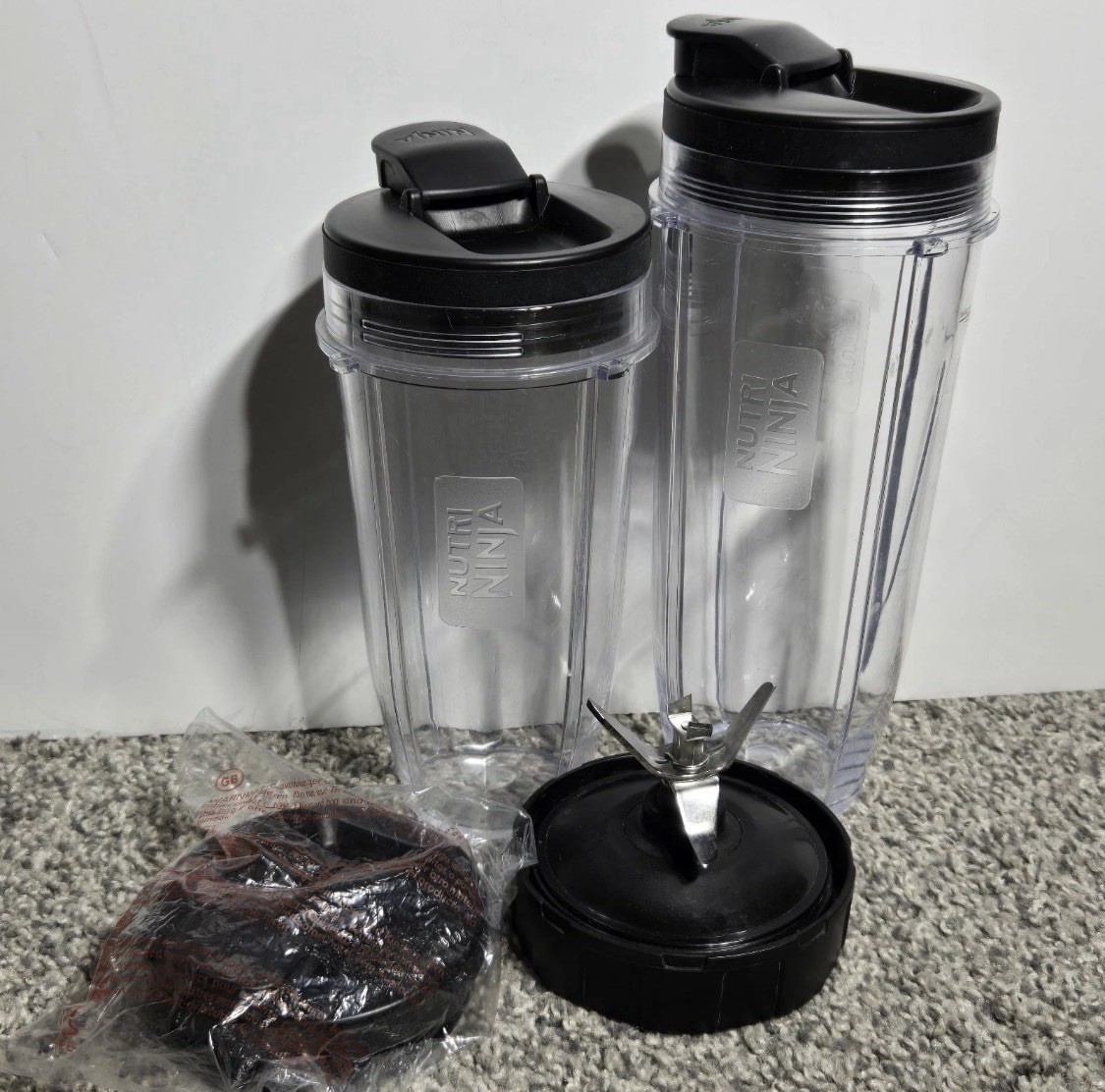 Nutri Ninja Auto IQ Blender Replacement Cups with Lids & Ext