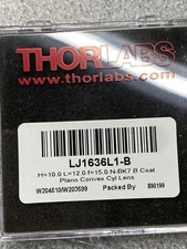 Thorlabs  LJ1636L1-B,  Plano-Convex Cylindrical Lens ,  f 15mm,  10x12mm, AR
