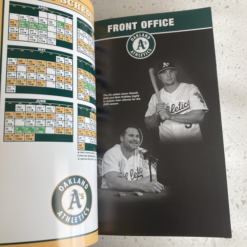 MLB OAKLAND ATHLETICS Media Guide 1997, 98, 99. 2000-05, 07, 09 LOT of 10 - Picture 23 of 24
