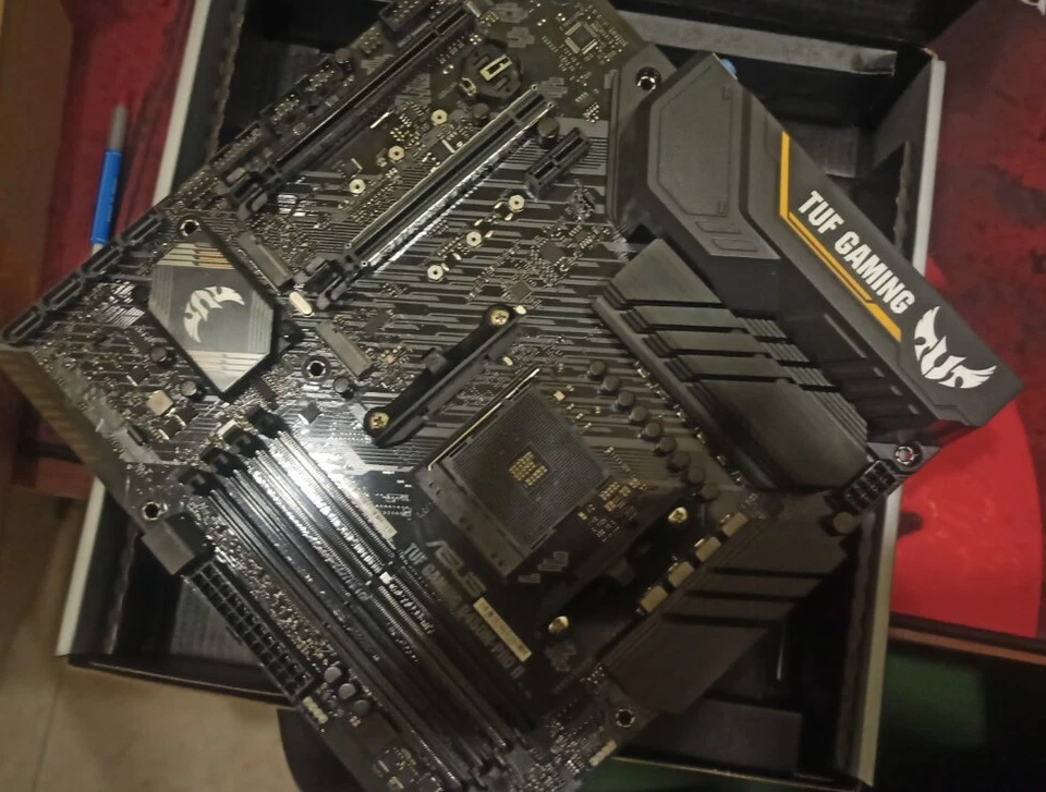 ASUS TUF B450-PLUS GAMING Socket AM4 DDR4 Placa Base (90MB0YM0-M0EAY0) - Imagen 2 de 3