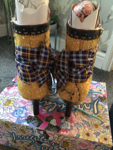 Botas Irregular Choice 'Rosie Lee' Color Mostaza Nuevas en Caja Talla 6,5 EUR 40 - Imagen 4 de 5