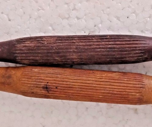 Pair Of Vintage Old Wooden Papadum Rolling Pin 13" and 14" Kitchen Baking India - Picture 4 of 12