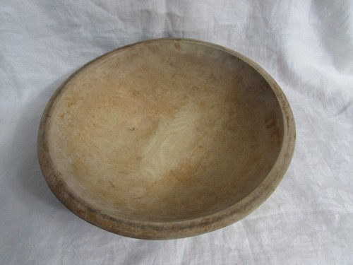 Vintage wooden 11" Munising DOUGH BOWL mixing fruit wood kitchen primitive - Picture 4 of 5