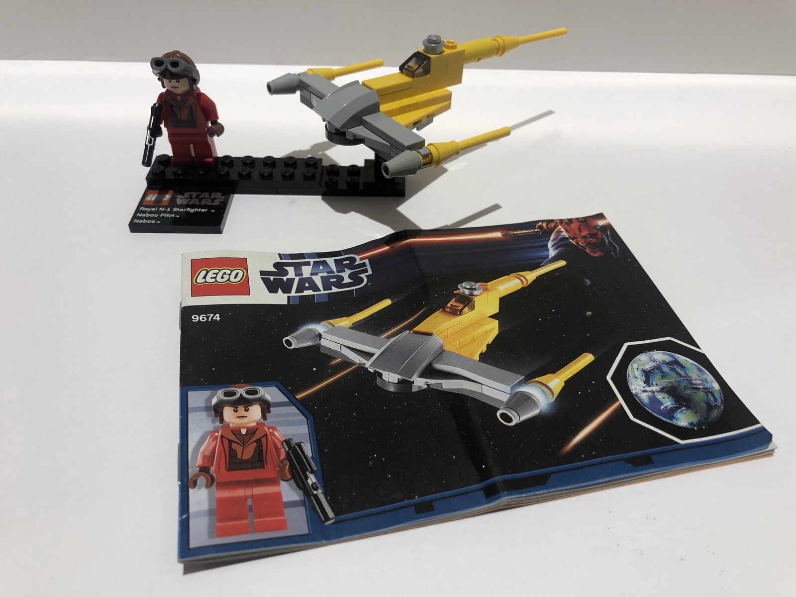 LEGO 9674 - STAR WARS NABOO STARFIGHTER 100% COMPLETE TIE FIGHTER PILOT