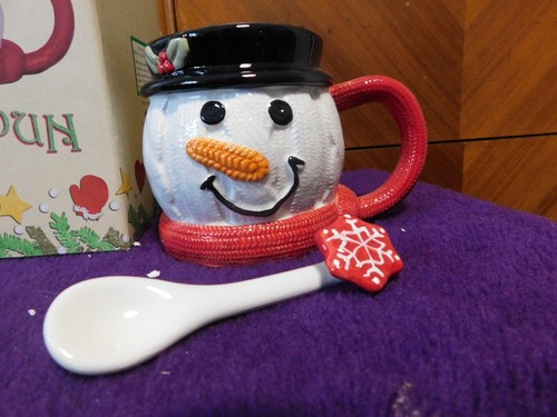 Cracker Barrel Homespun Christmas Snowman Mug w/ Spoon Hot Chocolate Cup Coffee - Picture 4 of 8