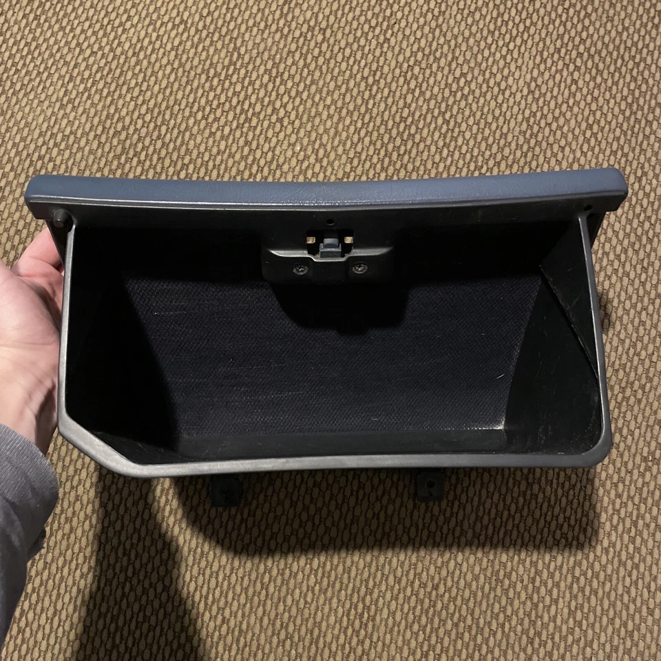 Mitsubishi Expo LVR 1992-1994 guantera compartimento montaje almacenamiento azul OEM Foto 4 de 4