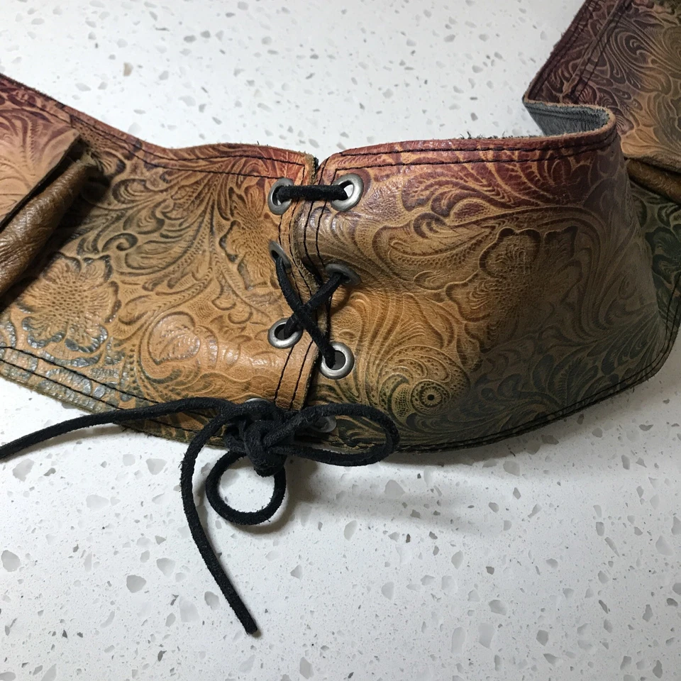 Antiguo Raro DISEÑO DE MARINERO PERDIDO Utilidad Cuero Bolsa de Cadera Cinturón con Bolsillos Ocultos Foto 4 de 4