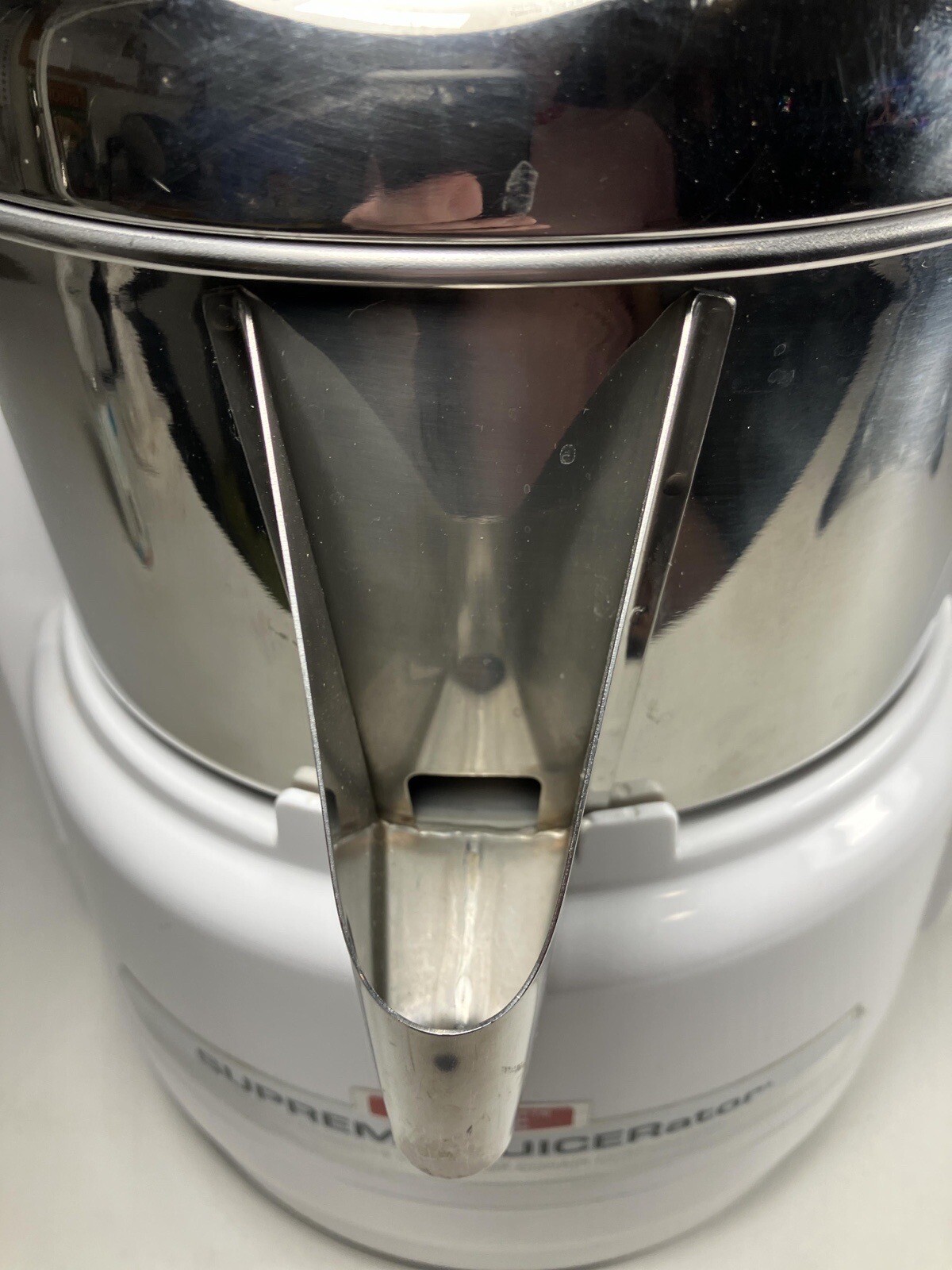 ACME Waring Supreme JUICERator 11JE21 Model(6001) 4.8 Amp Vegetable