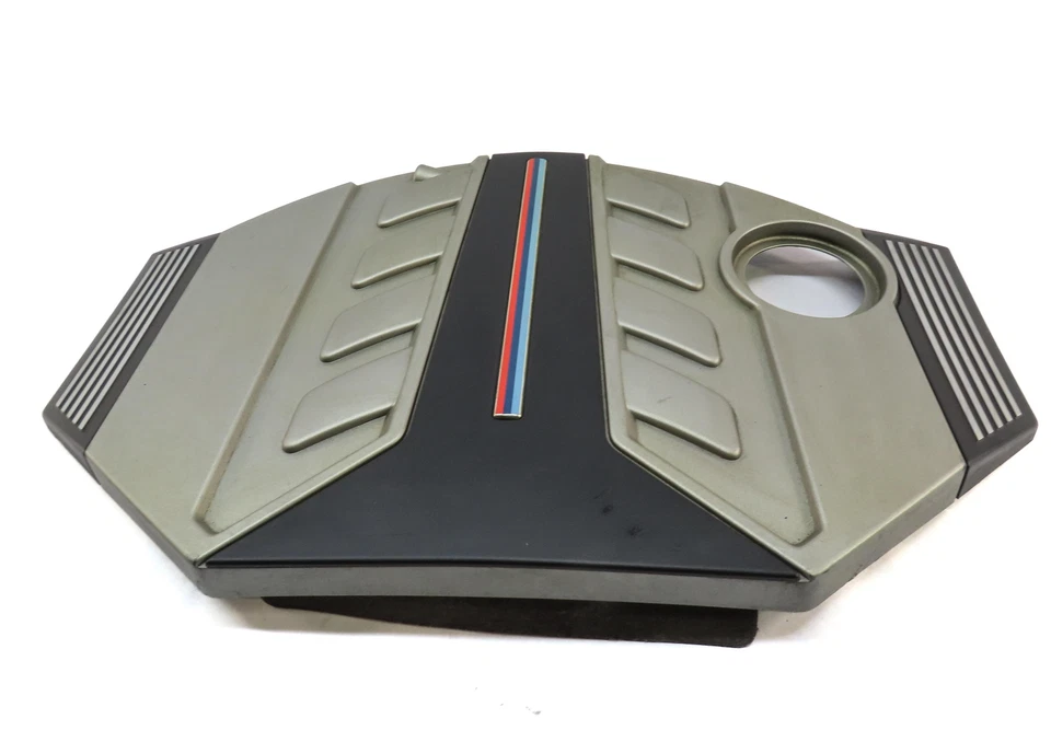 BMW X6M///M (E71) 2013 4,4 L TURBO S63 M CUBIERTA DEL MOTOR MOLDURA 13717589646 Foto 2 de 4