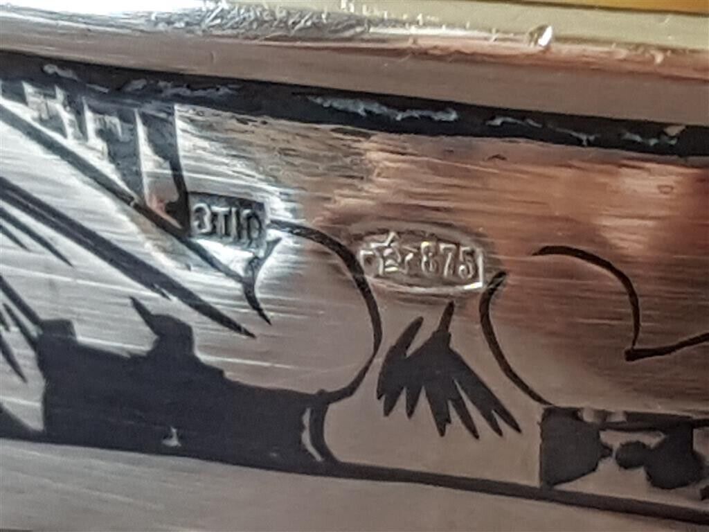 Picture 9 of 12