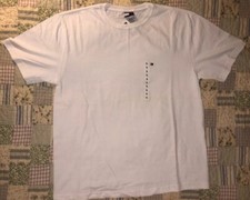 Tommy Hilfiger, Men’s T-Shirt, Large