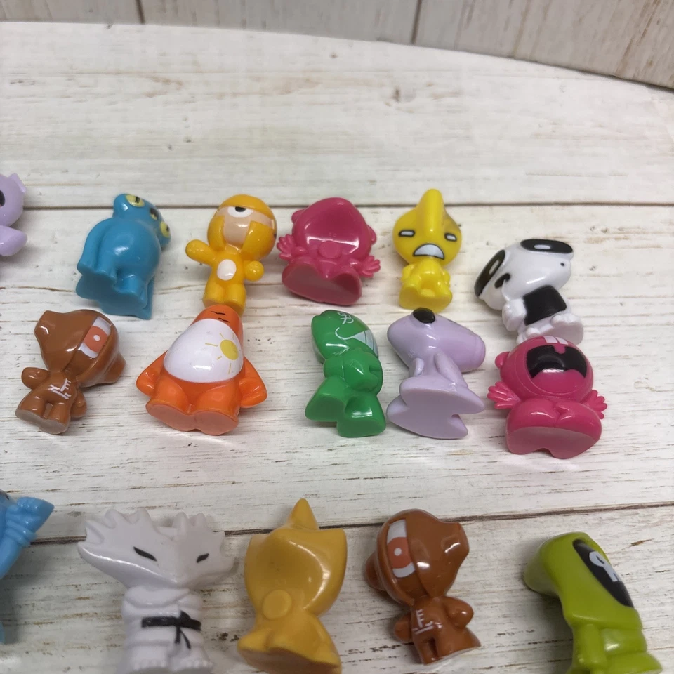 Lot of 40 Random Gogos Crazy Bones 1990s - Image 3 of 4