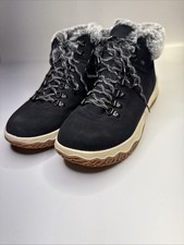 L.L. Bean Women s Day Venture Insulated Boots Women's Size 9.5 Black