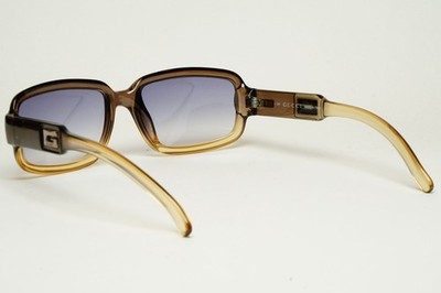 Gucci Sunglasses 1997 Vintage Grey Honey Brown Square GG 2475/S Gucci Sunglasses 1997 Vintage Grey Honey Brown Square GG 2475/S