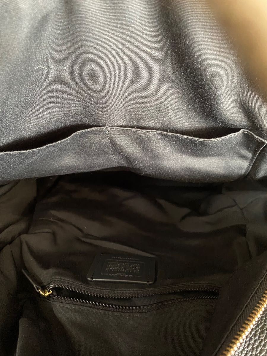 Coach extremely beautiful backpack - image 5