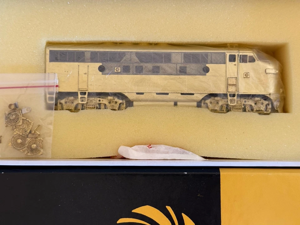 Sunset Models HO Brass EMD F-3 A Unit Diesel - Image 4 of 4