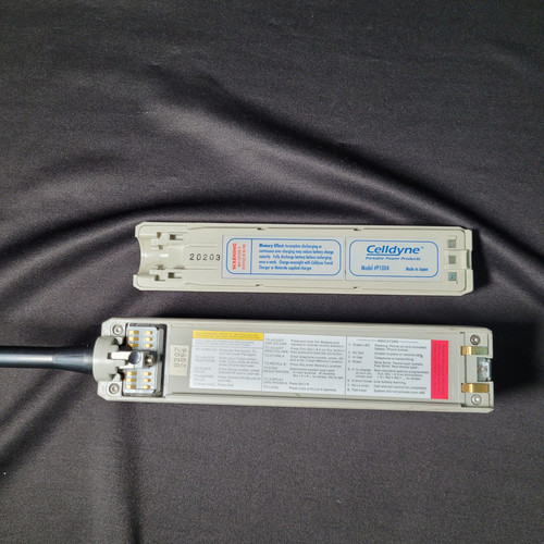 Motorola DynaTAC 8000H, 80's Cell Phone, Model #: F09FCD8826AN - Picture 19 of 20