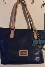 New guess Vintage Looking Beautiful handbag