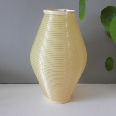 Vintage Rotaflex gerippter Kunststoff Lampenschirm Cocoon Pendelleuchte Yasha Heifetz