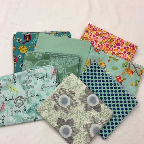 300 Fat Quarters Assorted Fabric Lot 300 Fat Quarters Assorted Fabric Lot