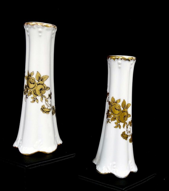 GEROLD PORZELLAN BAVARIA GOLD ROSE EMBOSSED FLUTED 5 1/8" SALT & PEPPER