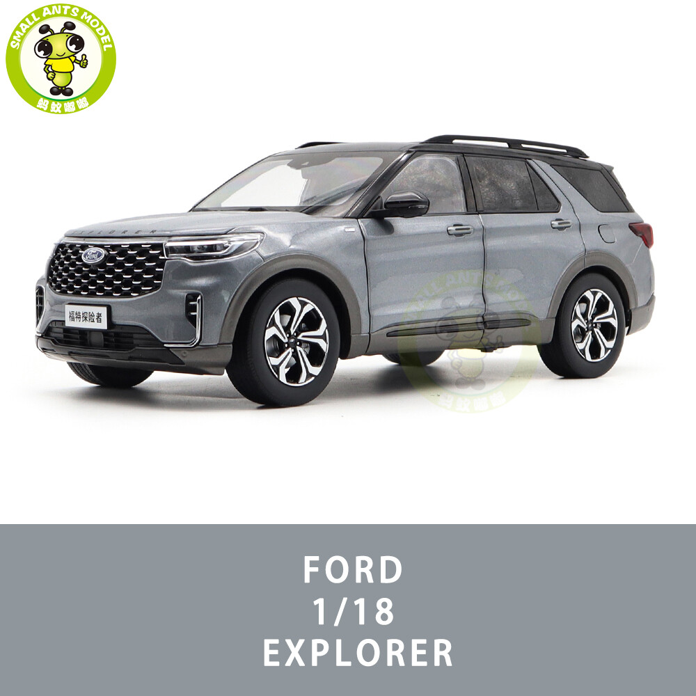 1/18 Ford EXPLORER 2023 Gray Diecast Model Car Toys Gifts For