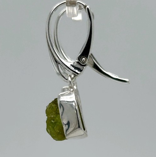 Natural Raw Cut Green PERIDOT Earrings Rough Cut - 925 STERLING SILVER #901-Le - Picture 7 of 9