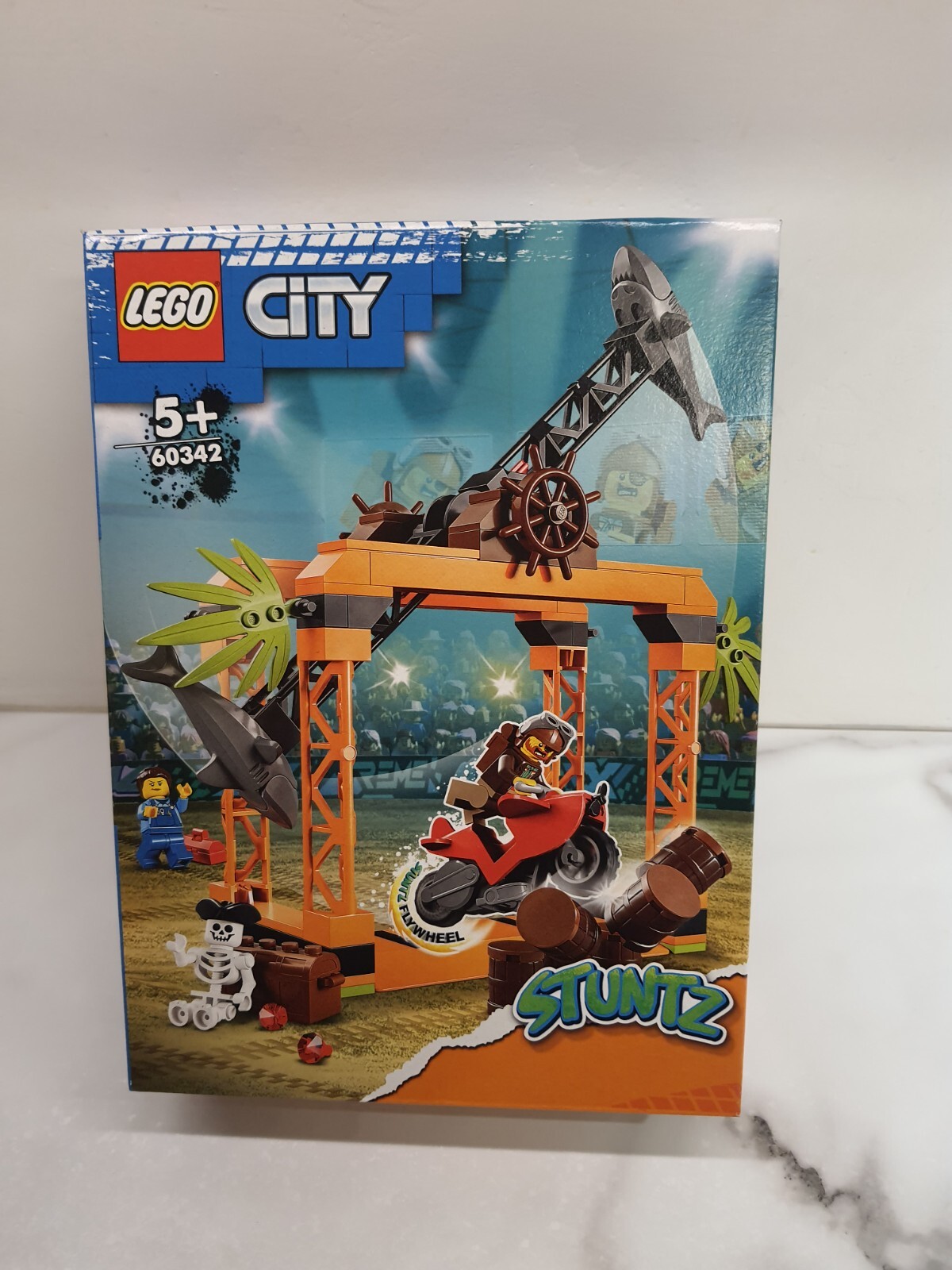 Lego City The Shark Attack Stunt Challenge Set 60342