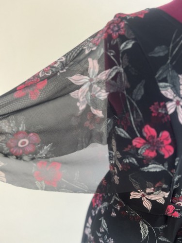 BNWT Red Herring Black Floaty Floral Mesh Overlay, Angel Sleeves Dress Size 10 - Picture 3 of 13