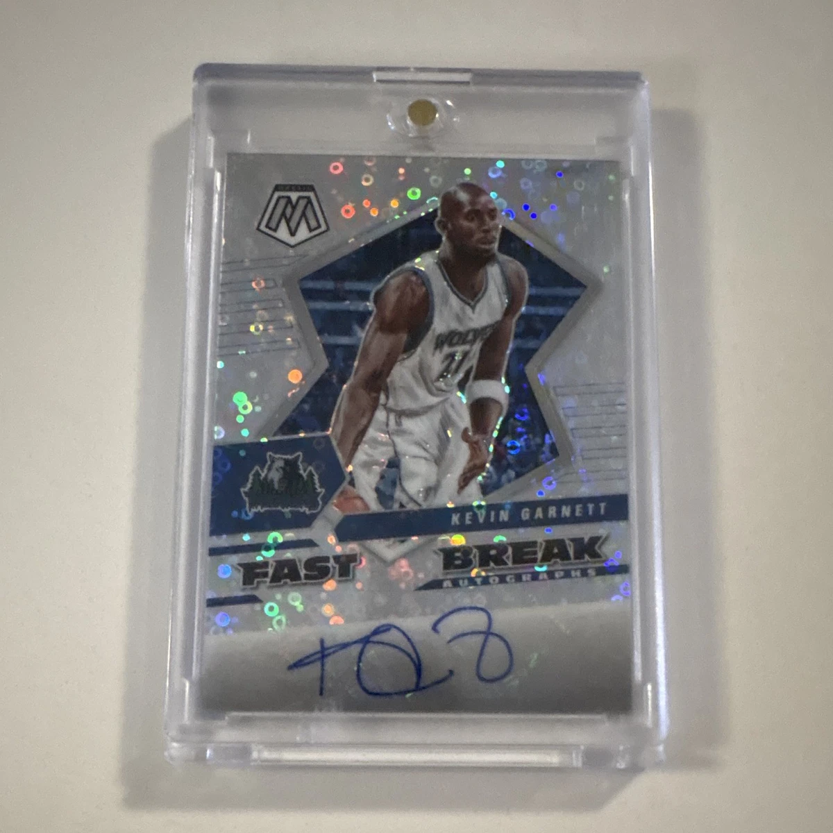 Kevin Garnett Basketball Original Autographed Sports Trading Cards