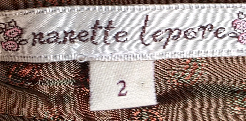 Falda mujer Nanette Lepore talla 2 botones cremallera Foto 2 de 4