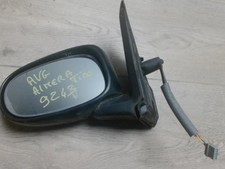 Retroviseur gauche (ou coque) Nissan TINO