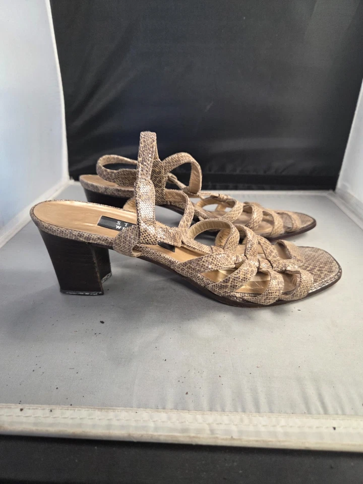 Sandalias de tacón de gladiador para mujer STUART WEITZMAN talla 9 beige cuero serpiente rayas Foto 3 de 4