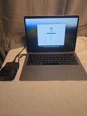 Apple MacBook Air 2018 (A1932) 13'' Intel Core i5 - 1.6Ghz 8GB RAM 250GB SSD