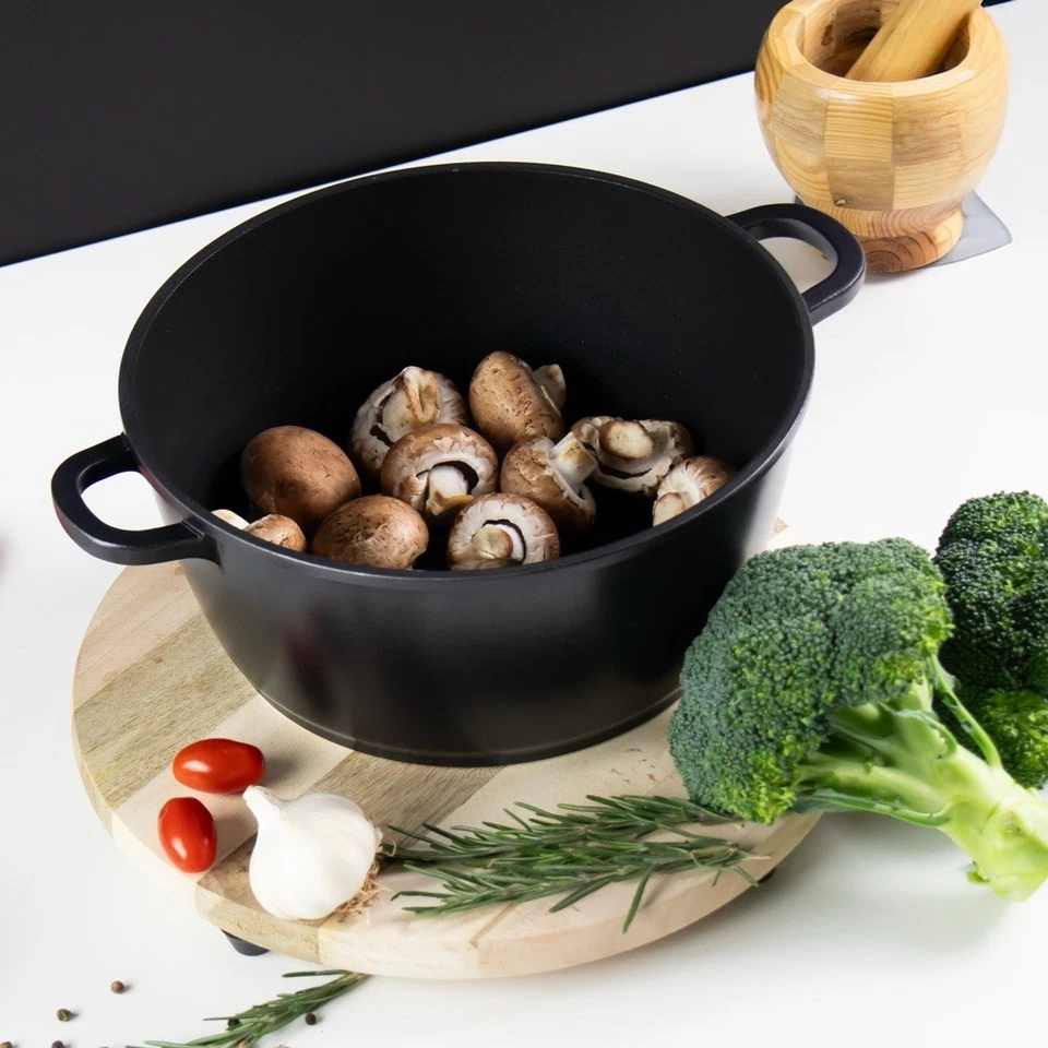 Nea Stockpot Nera Black 44cm - Large Capacity Premium Die-Cast Aluminium with - Image 3 of 4
