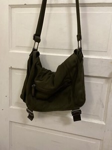 banana republic mens messenger bag