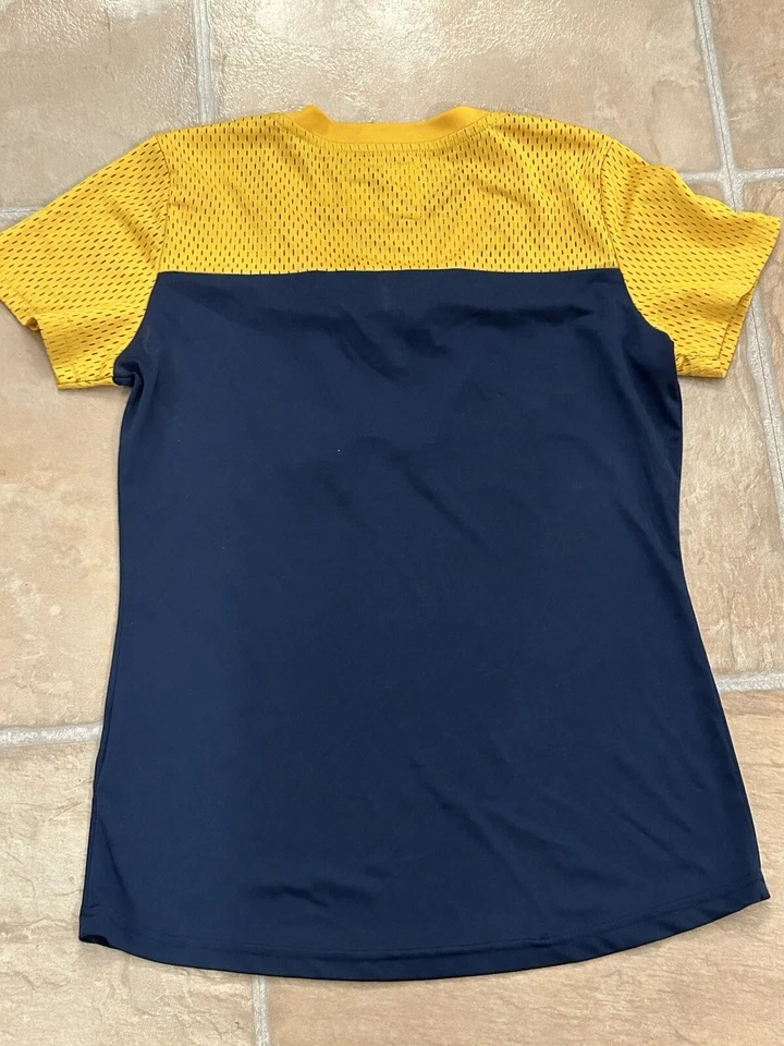 Camisa Jersey Mujer U Of M Michigan Wolverines (GIII 4her Talla Pequeña G-lll Foto 3 de 3