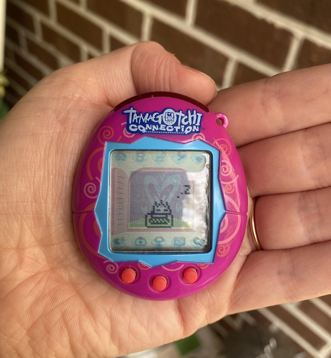 Tamagotchi Connection Bandai,Wiz 2004 Pink Magenta & Swirls