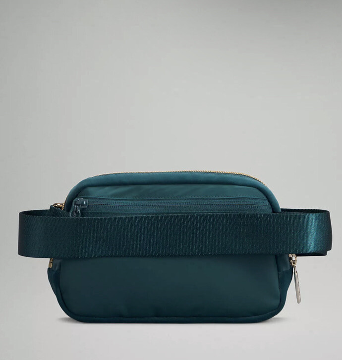 便利ベルトバッグ☆【lululemon】Everywhere4L チャックポケット $_12.JPG?set_id=880000500F