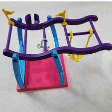 WowWee Fingerlings Monkey Bar Playground Playset with Monkey Figure 3746