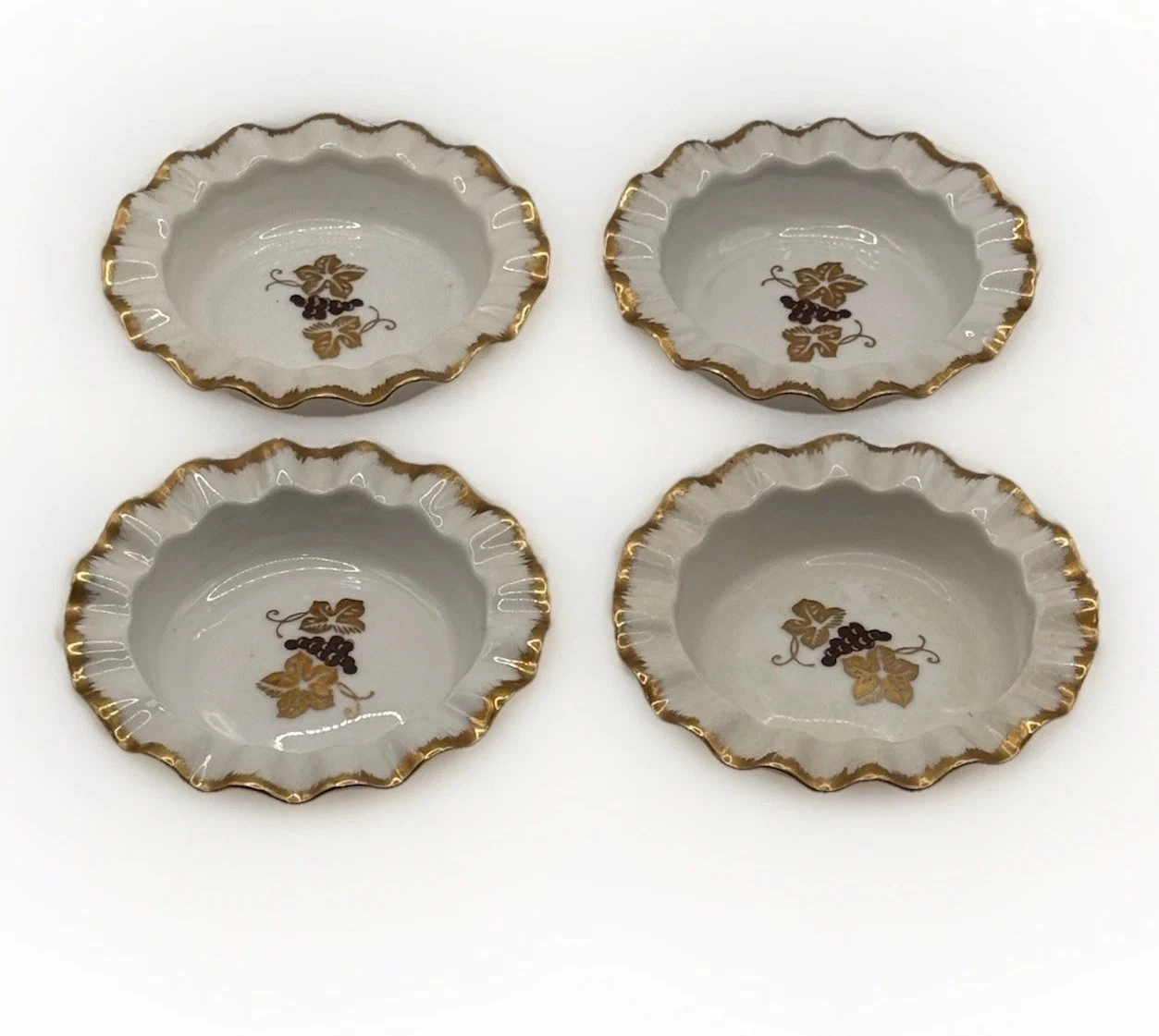 Andrea By Sadek White Gold Trim Trap Cluster Trinket Dishes Butter Pats Set(4)