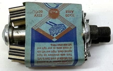 NOS WALD Bow bicycle PEDALS black and white Musclebike 1/2"