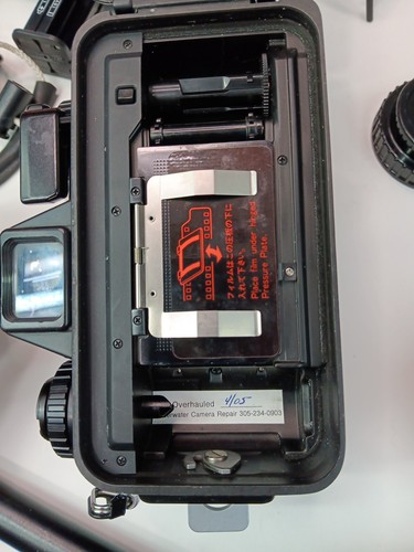 Nikon Nikonos V 35mm Underwater Film Camera Bundle w/ Pelican Case-Great Cond. - Picture 17 of 24