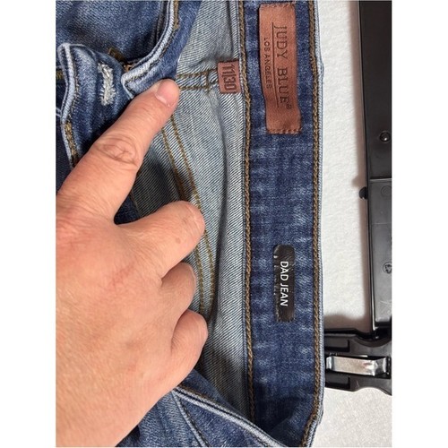 Judy Blue Dad Jean High Rise Straight Leg Raw Hem Medium Wash Denim 11/30 - Picture 3 of 5