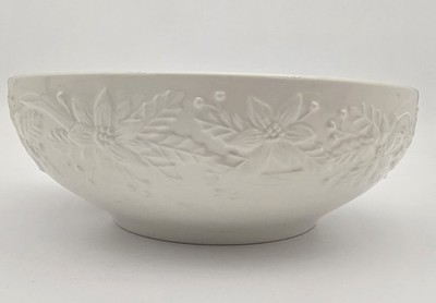 Noble Excellence Poinsettia Pattern 10'' Serving Bowl