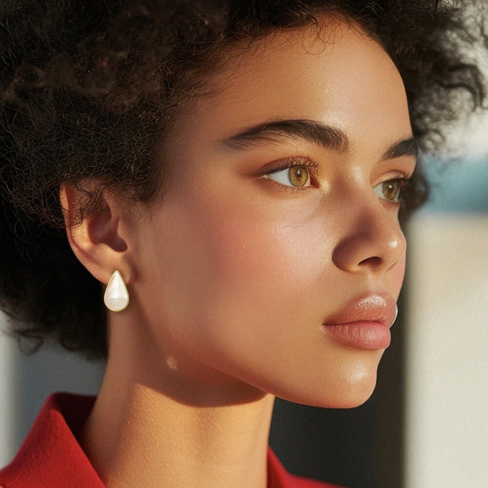 14K Solid Two Tone Gold Saltwater Cultured Mabe Pearl Omega Clip Back Dangle ... - Image 4 of 4