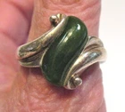 VINTAGE STERLING SILVER JADITE RING BAND SIZE 9   6.9 GRAMS