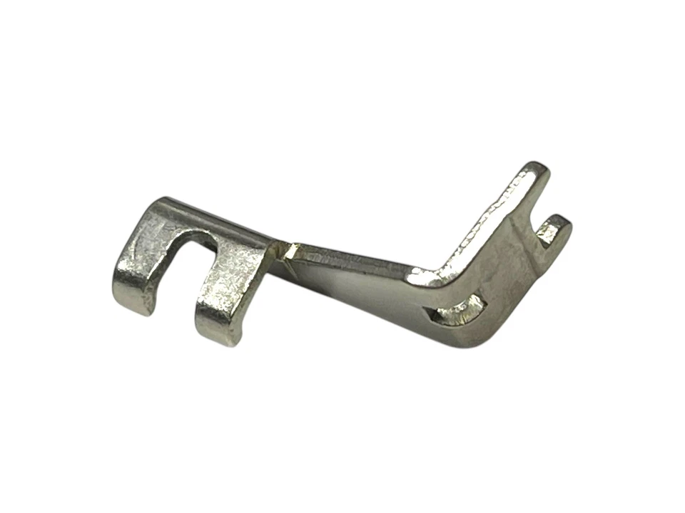 Singer Slant Needle Button Foot #161160 Great Britain Sewing Machine Attachment - Image 2 of 4