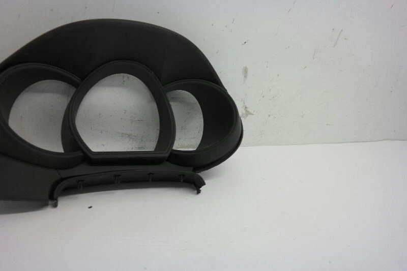 Borde bisel velocímetro Kia Rio 2012-2017  Foto 3 de 4